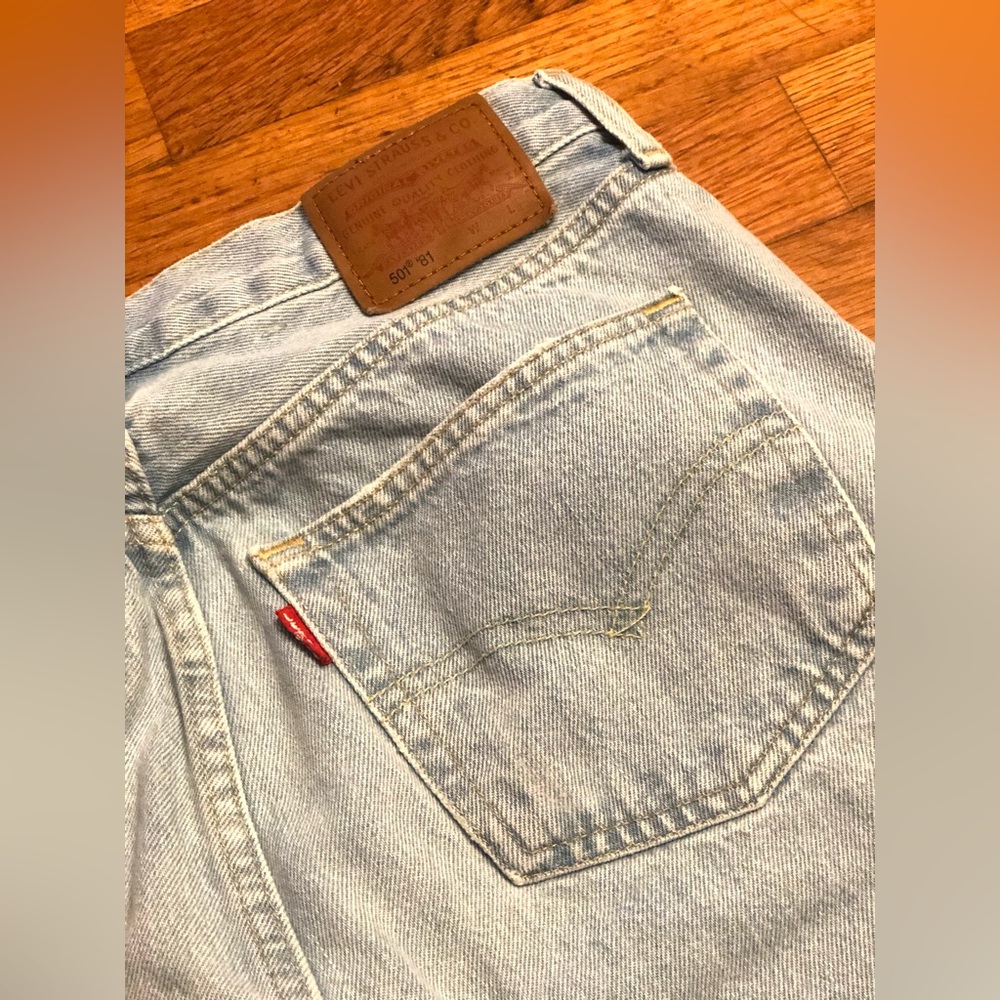💙LEVIS 501 ‘81💙